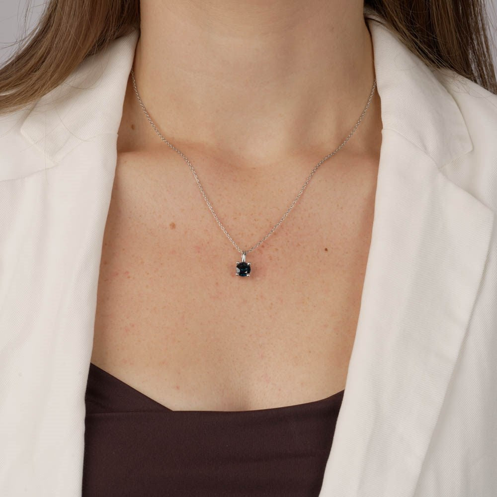 925/- Anhänger, Topas London Blue 1,55ct, poliert