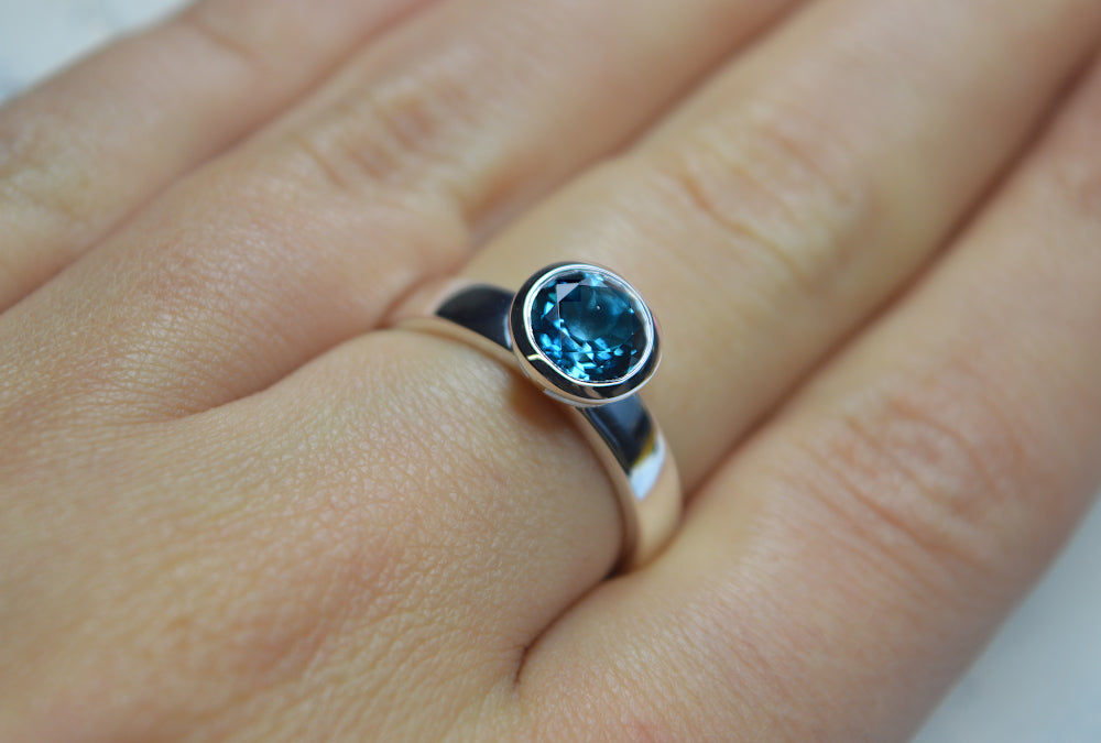 Ring London Blue